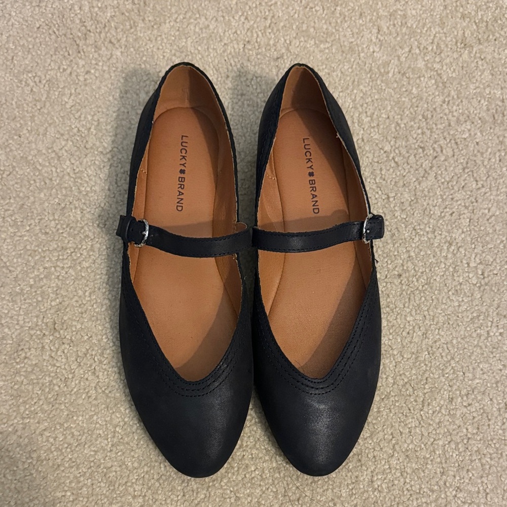 Lucky Brand Women's Black Strap Flats